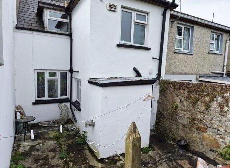 6 Chapel Street, Ballyshannon, F94TK54