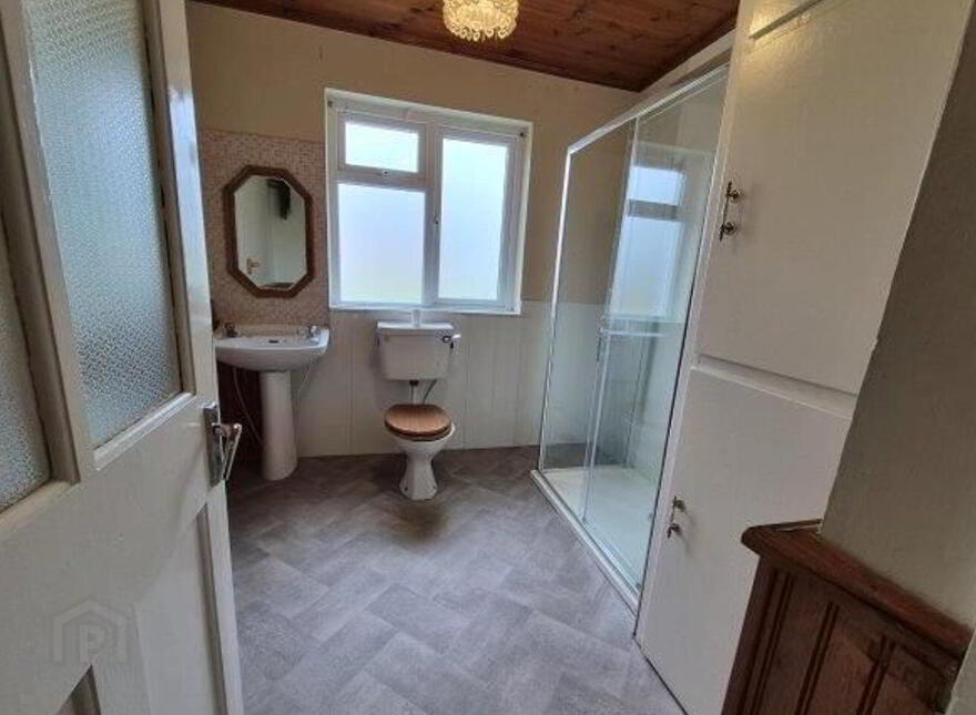 6 Chapel Street, Ballyshannon, F94TK54