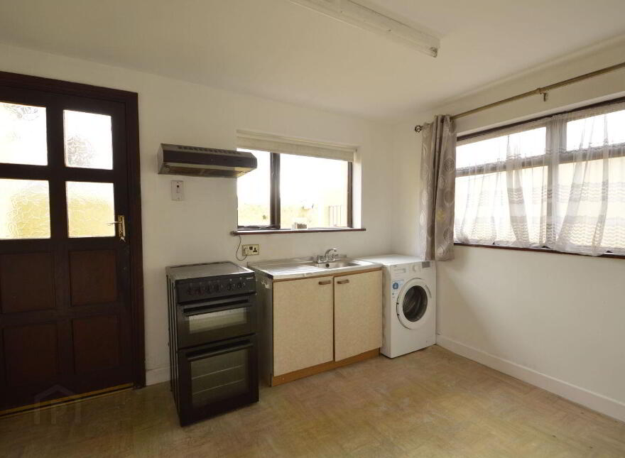 5 Power Terrace, Upper Cork Hill, Youghal, P36TX49