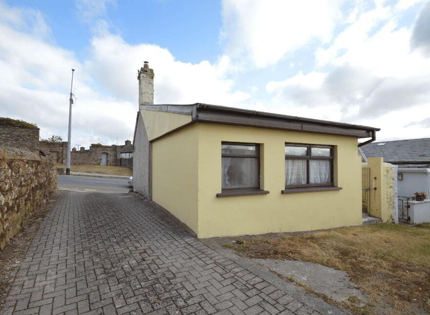 5 Power Terrace, Upper Cork Hill, Youghal, P36TX49
