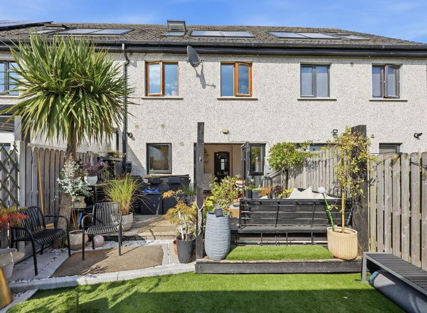 9 Millbourne Close, Ashbourne, A84F898