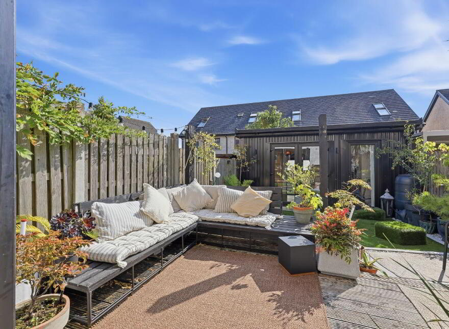 9 Millbourne Close, Ashbourne, A84F898