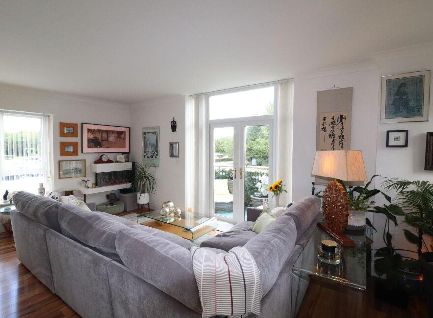 Apt, 26 Harbourside, Kincora Harbour, Killaloe, V94PHK0