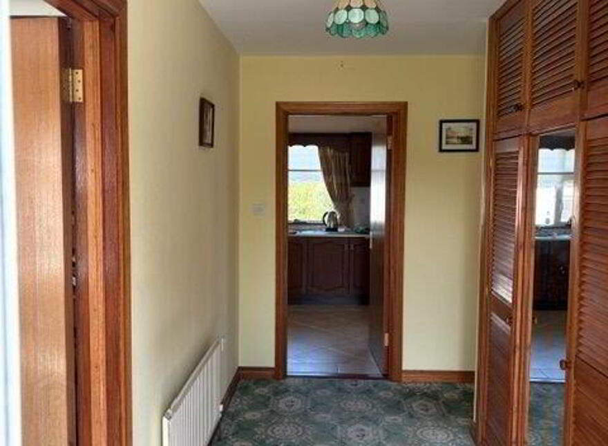 Mullach An 10, Saint Thomas, Knock, F12YH77