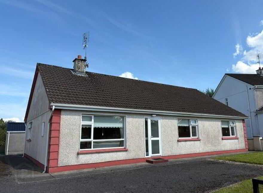 Mullach An 10, Saint Thomas, Knock, F12YH77