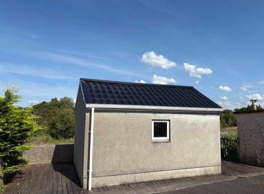 Mullach An 10, Saint Thomas, Knock, F12YH77
