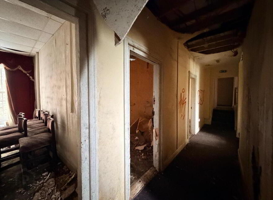 Castle Hotel, Castle Street, Dunmanway, P47A894