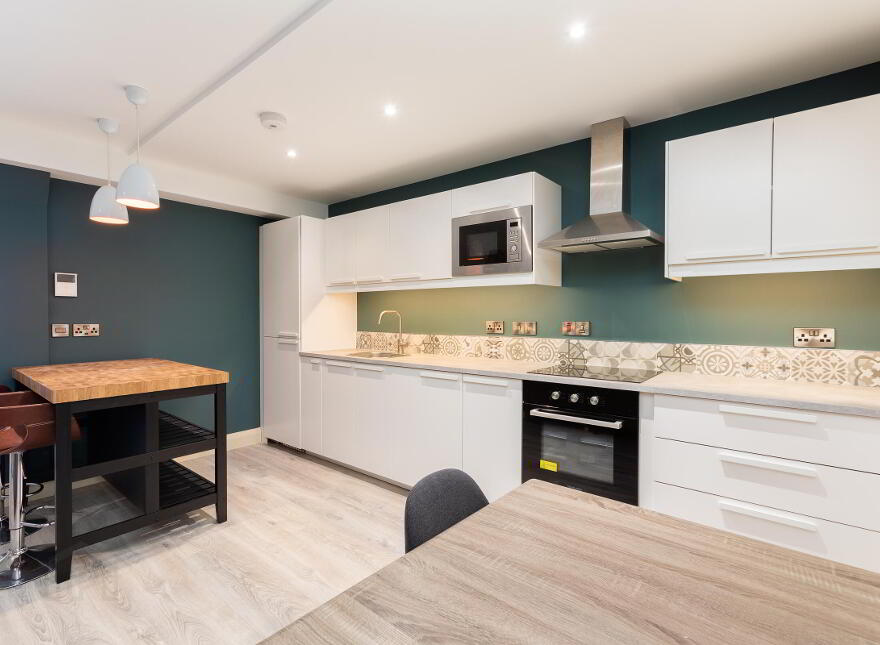 Serpentine Avenue, Ballsbridge, Ballsbridge, D04F6F3