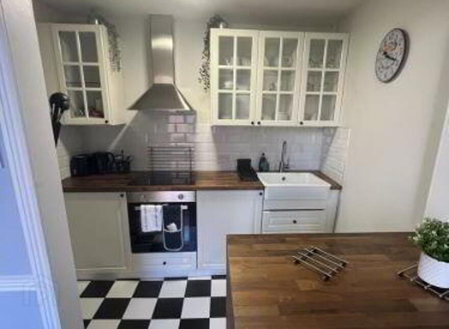 Capel Street, Dublin 1, D01AY09