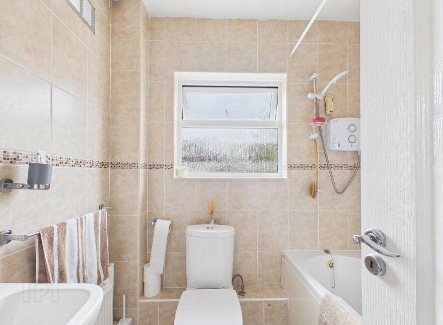 25 Crestwood Road, Ashbourne, A84YD54