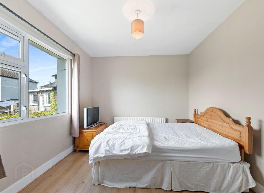 Hillside, 8 Lake Lawn, Well Road, Douglas, T12W0VK