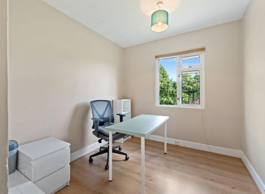 Hillside, 8 Lake Lawn, Well Road, Douglas, T12W0VK