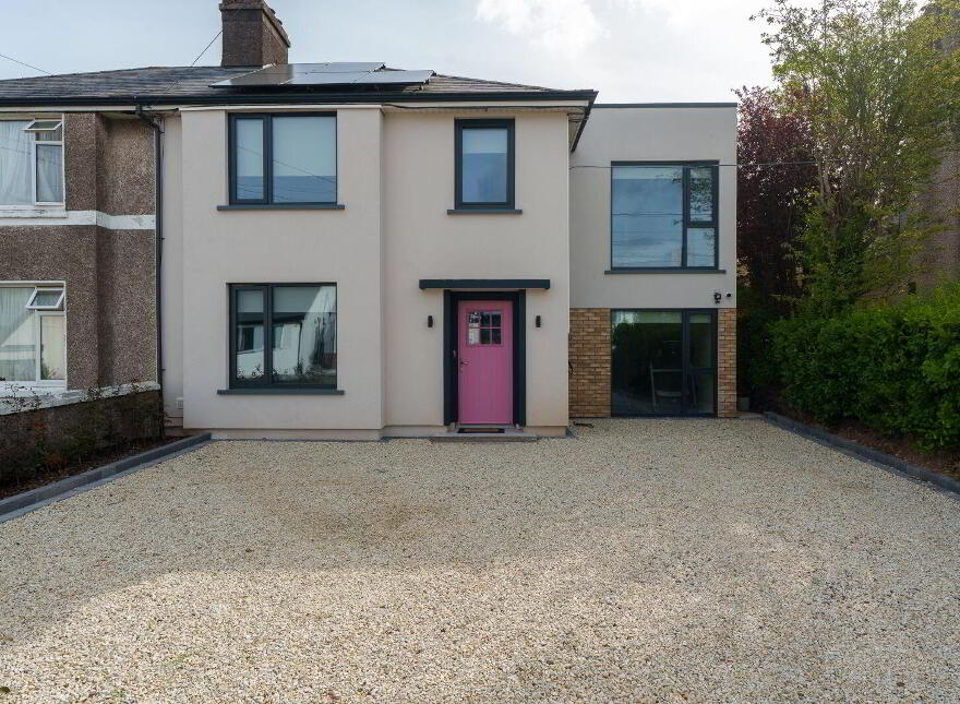 26 The Crescent, Beaumont, Ballintemple, T12X8D2