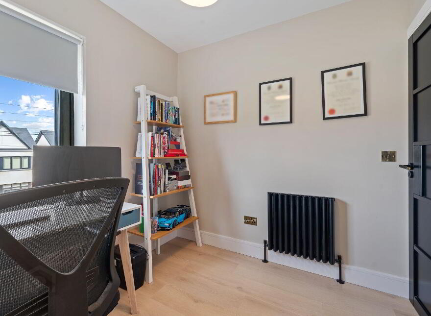 26 The Crescent, Beaumont, Ballintemple, T12X8D2