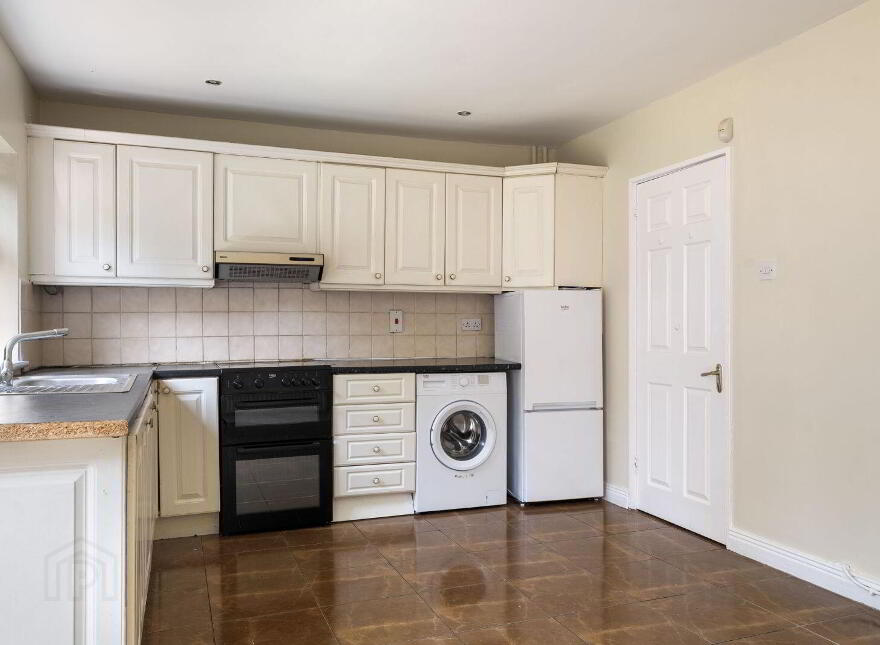 11 Woodford Road, Clondalkin, D22P044