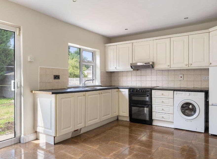 11 Woodford Road, Clondalkin, D22P044