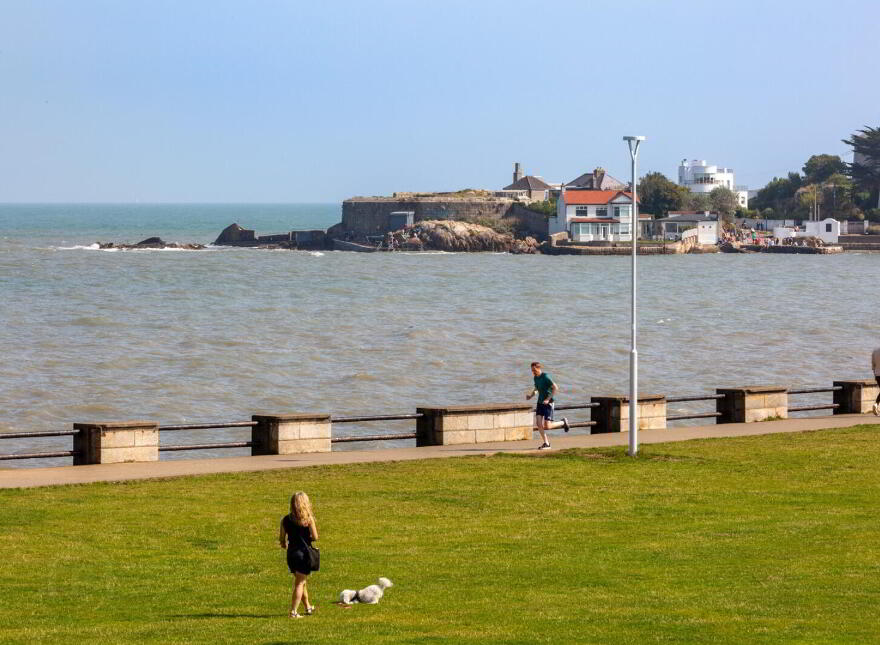 Iona House, Newtownsmith, Sandycove, A96VP82