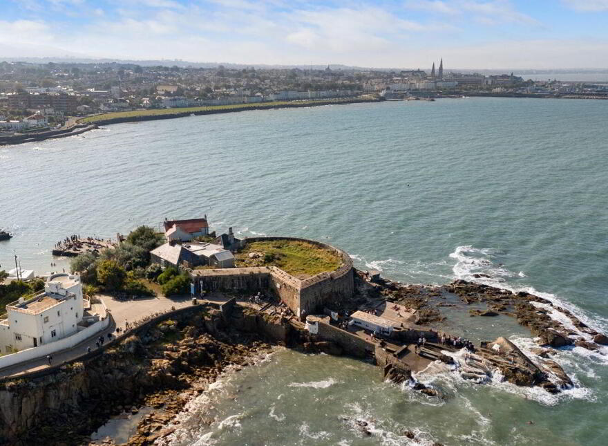 Iona House, Newtownsmith, Sandycove, A96VP82