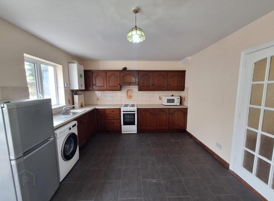 3 St Eunans Court, Letterkenny, F92D6C2