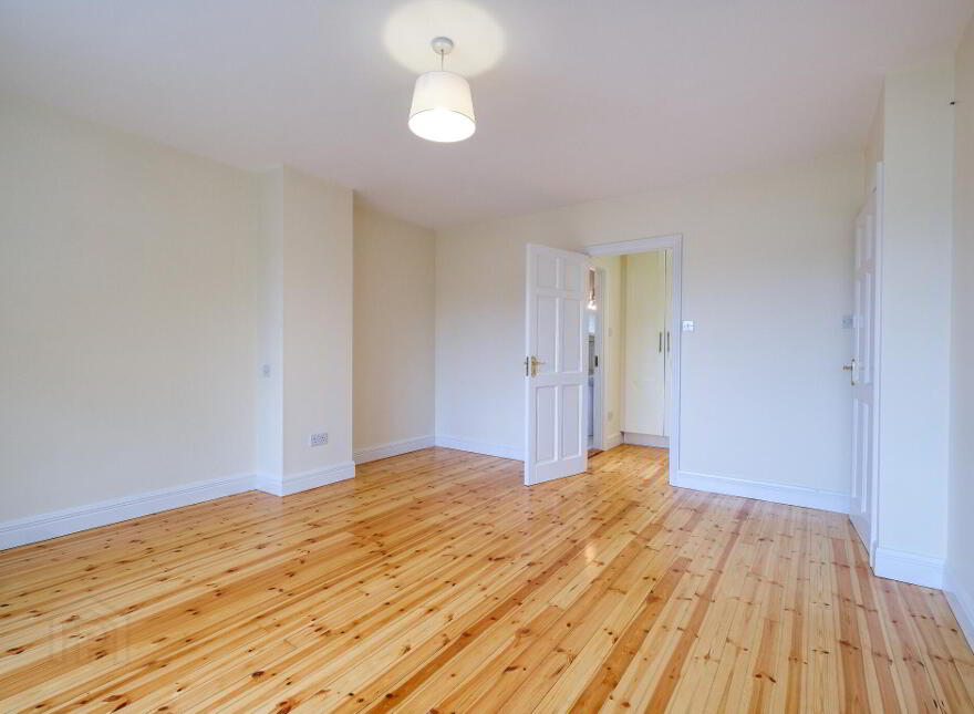 27 Castle Glen, Newtownforbes, N39X459