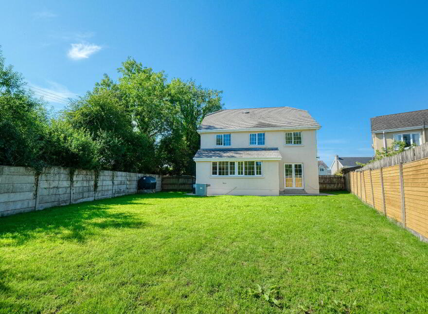 27 Castle Glen, Newtownforbes, N39X459