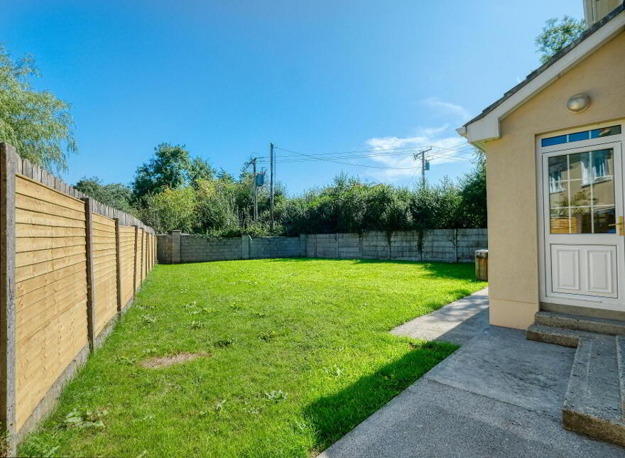27 Castle Glen, Newtownforbes, N39X459