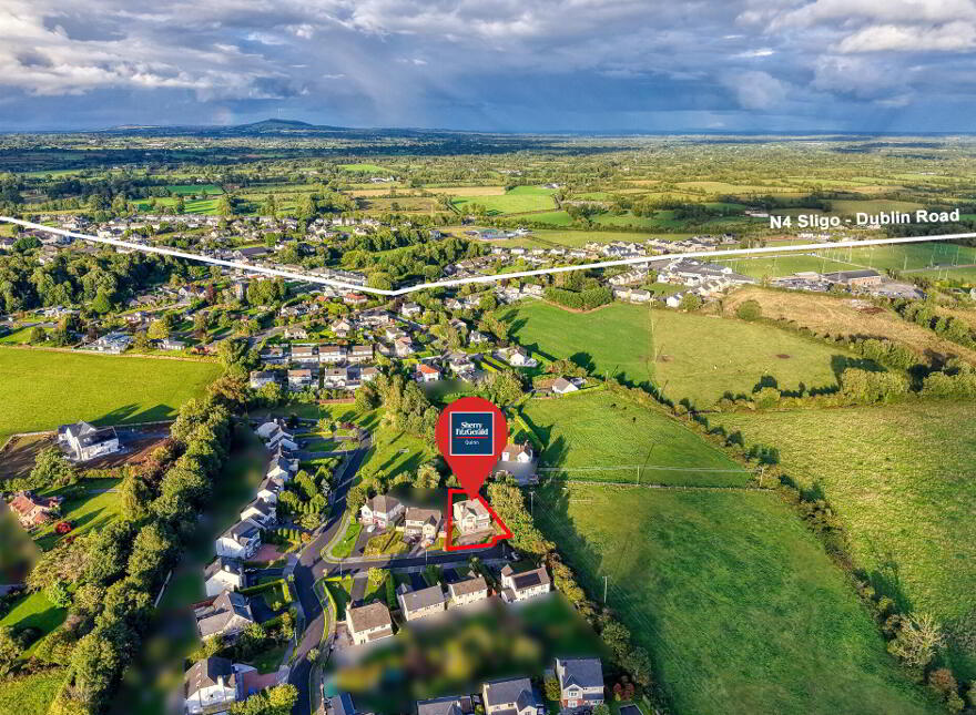 27 Castle Glen, Newtownforbes, N39X459