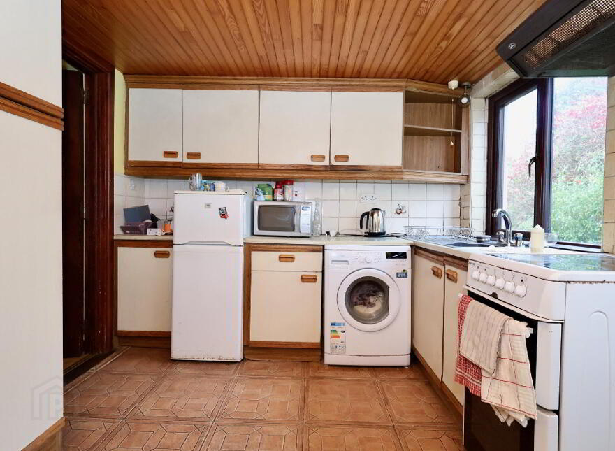 34 Clonbrusk, Athlone, N37KX56