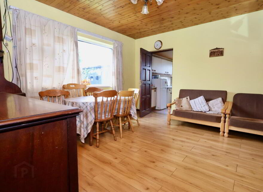 34 Clonbrusk, Athlone, N37KX56