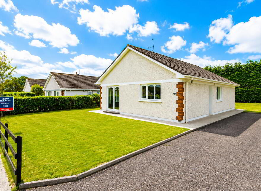 40 Summerdale Lawn, Ballyclamasy, Youghal, P36F802