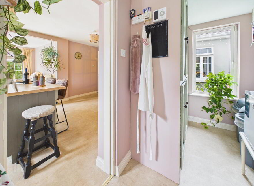 27 St. Patrick's Terrace, Nenagh, E45CX56