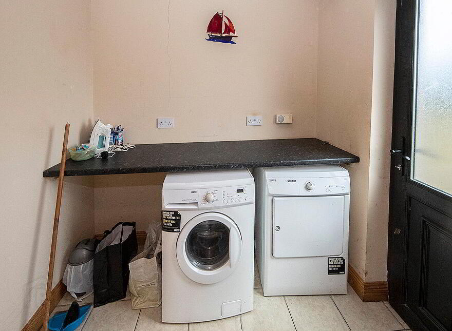 Coastland Lodge, Ballymacart Upper, Old Parish, X35Y316