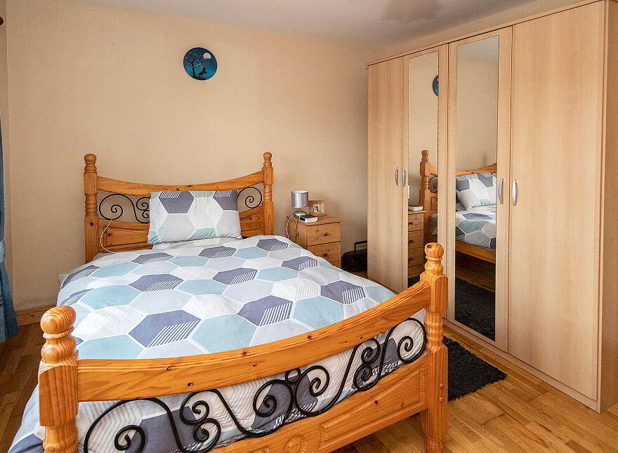 Coastland Lodge, Ballymacart Upper, Old Parish, X35Y316