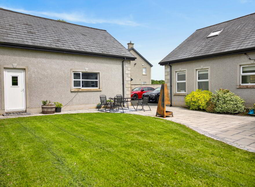 64 Knowehead Road, Broughshane, Ballymena, BT43 7JE