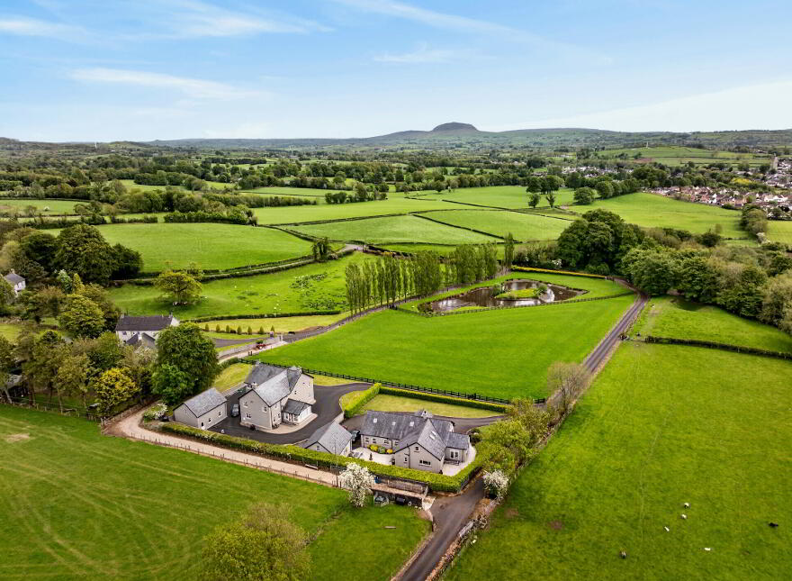 64 Knowehead Road, Broughshane, Ballymena, BT43 7JE