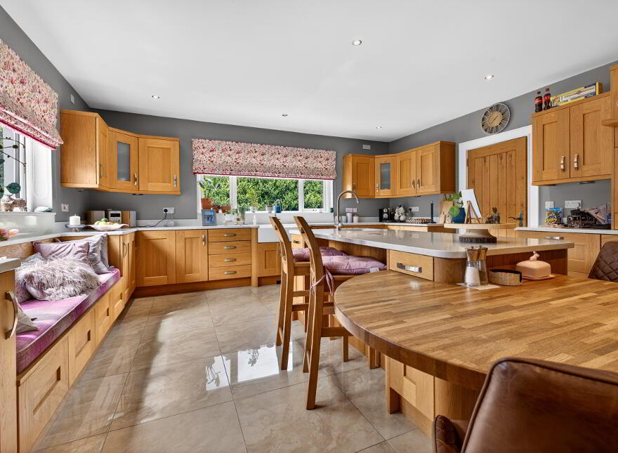 64 Knowehead Road, Broughshane, Ballymena, BT43 7JE
