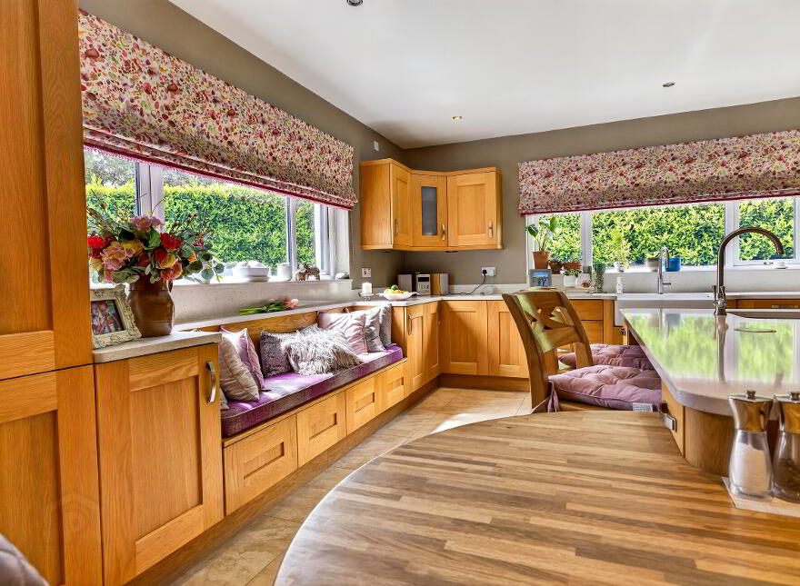 64 Knowehead Road, Broughshane, Ballymena, BT43 7JE