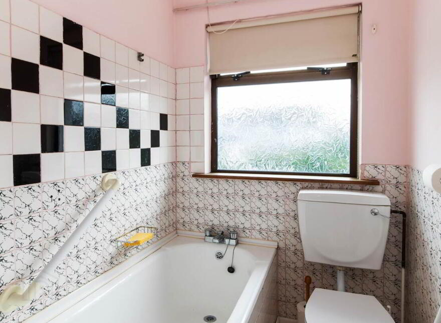 25 Rockfield Road, Kells, A82N9K6