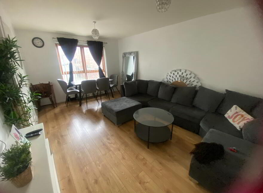 16 St James Mews, Belfast, BT14 6DL