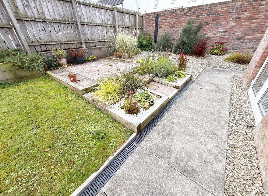 33 Greenhall Park, Coleraine, BT51 3FA