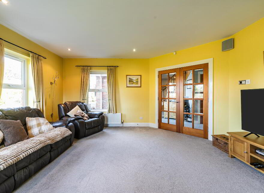 23 Ballynahatty Road, Belfast, BT8 8LE