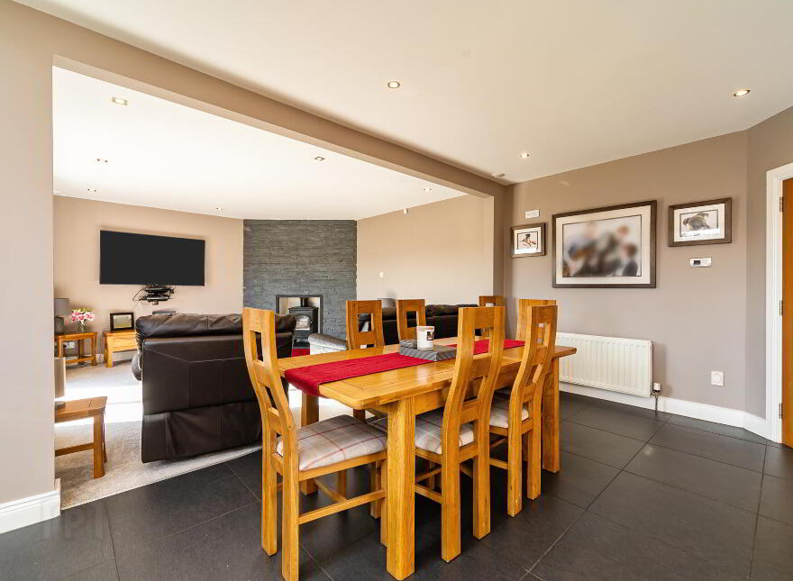 23 Ballynahatty Road, Belfast, BT8 8LE