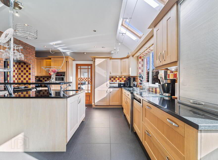 23 Ballynahatty Road, Belfast, BT8 8LE
