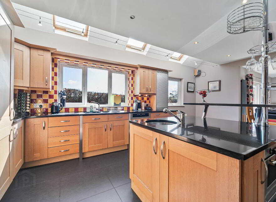 23 Ballynahatty Road, Belfast, BT8 8LE