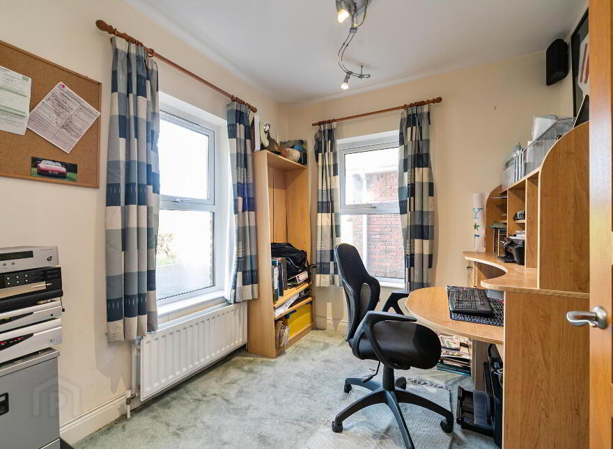 23 Ballynahatty Road, Belfast, BT8 8LE