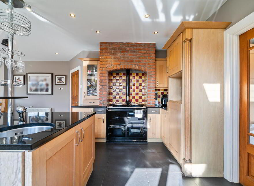 23 Ballynahatty Road, Belfast, BT8 8LE