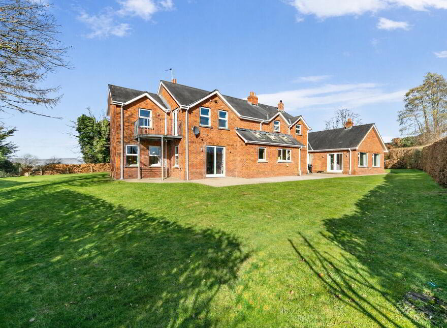 23 Ballynahatty Road, Belfast, BT8 8LE