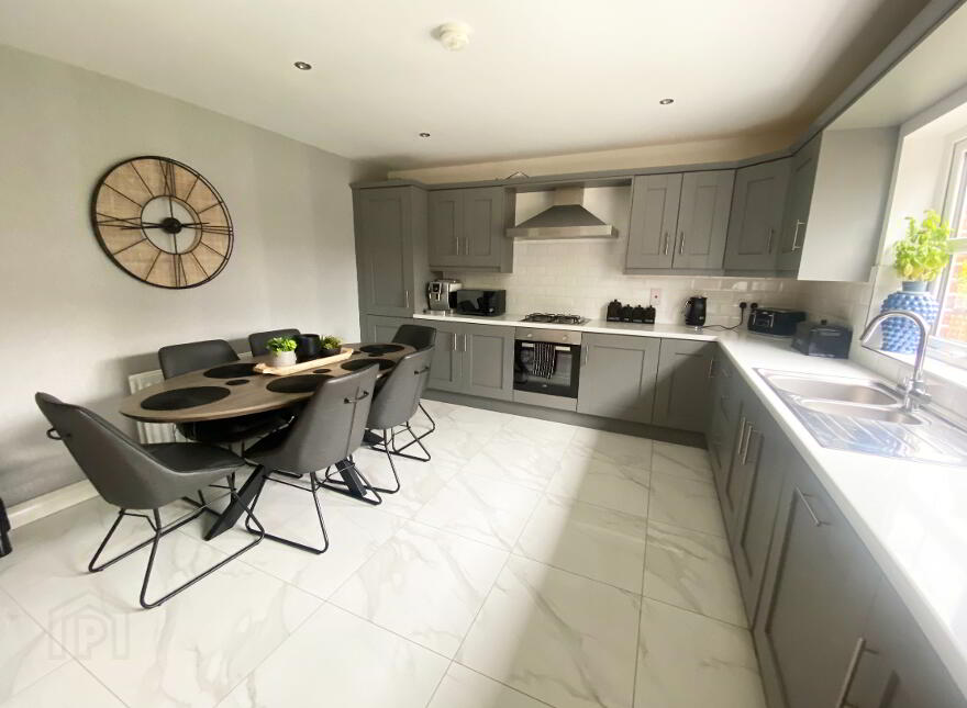 21 Linen Fields, Lurgan, BT66 8HU