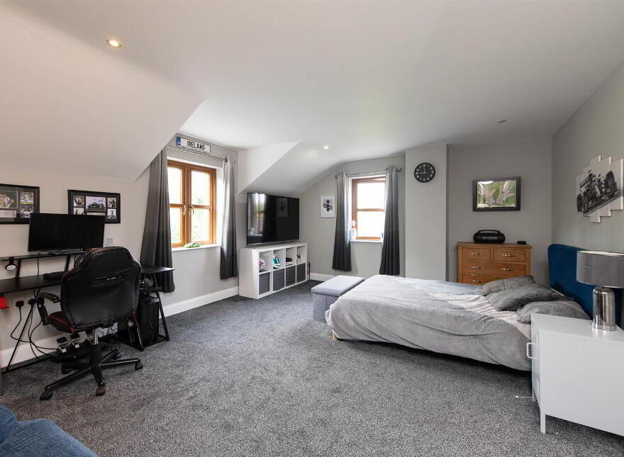 5 Annacloy Road North, Downpatrick, BT30 9AF