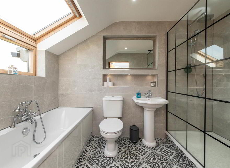 5 Annacloy Road North, Downpatrick, BT30 9AF